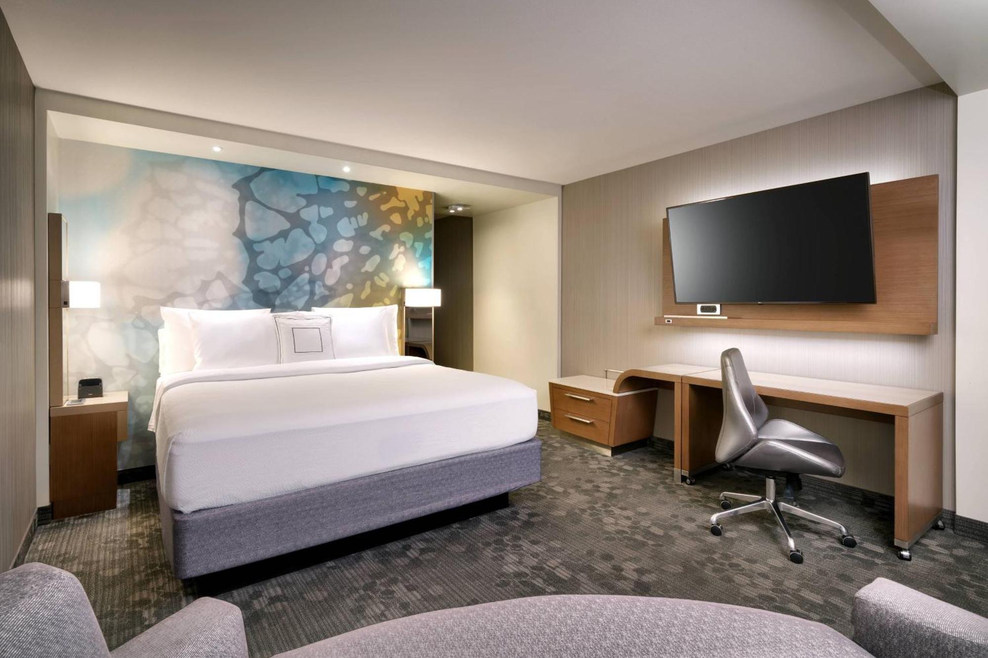 Courtyard By Marriott Cedar Stadt Exterior foto