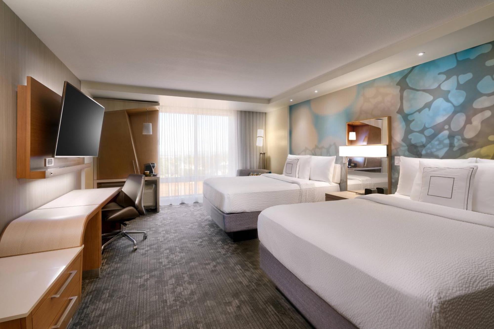Courtyard By Marriott Cedar Stadt Exterior foto